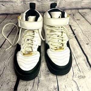 Air Jordan Nike Fusion 12 Taxi Retro Youth Kids Size 5.5 white & black High Top